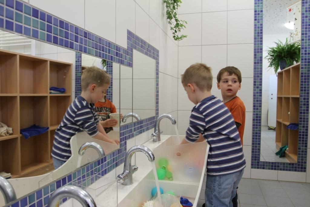 Waschrinne für Kindertagestätte und Kindergarten